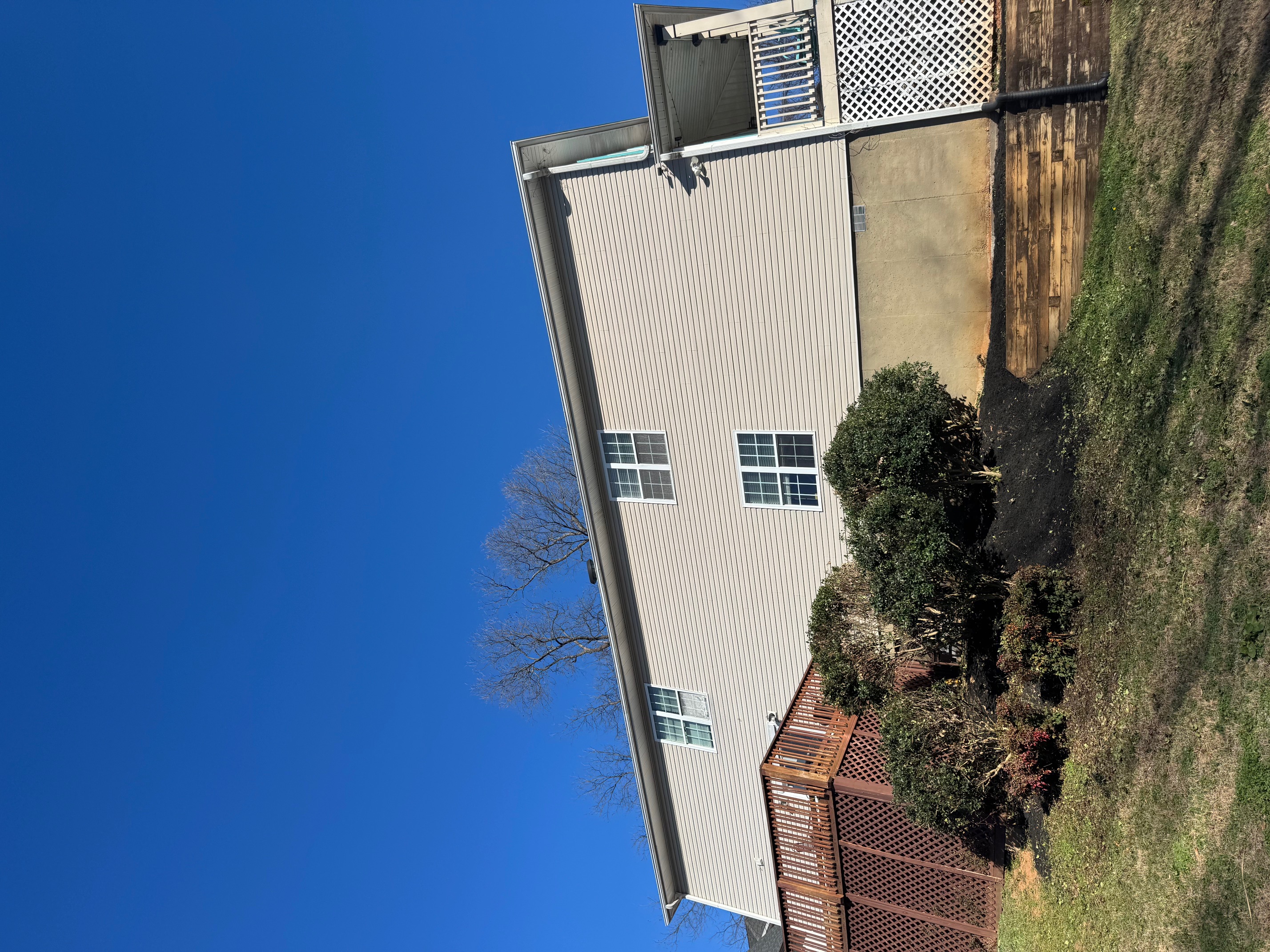 214 South Ave SE – 0 South Ave